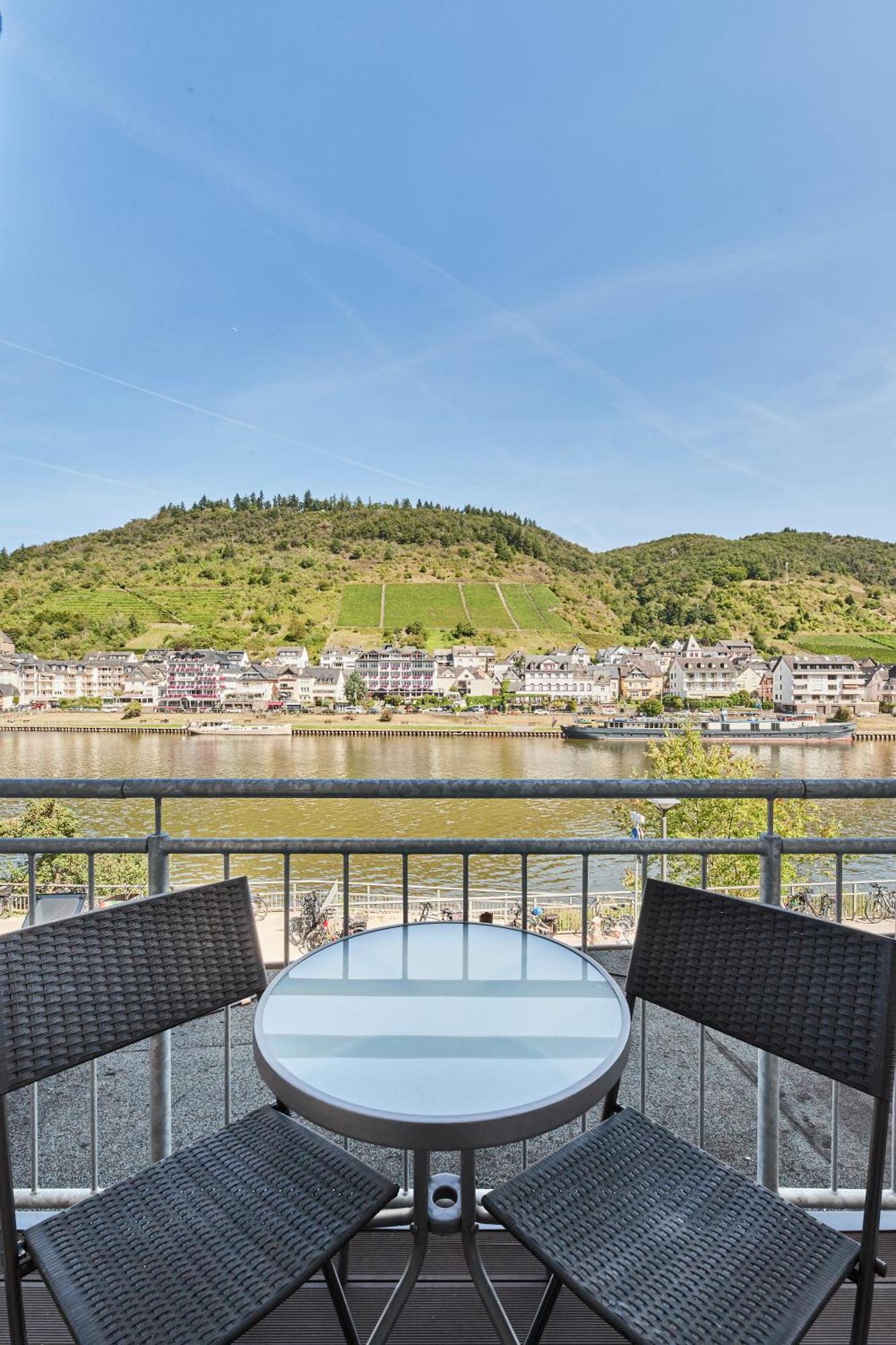 Hotel Weinhof Cochem Exterior foto